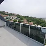 شقة Dreamy Luxury Two-bedroom Penthouse With Special Forest, Mountain And Sea Views *