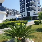 Dreamy Luxury Two-bedroom Penthouse With Special Forest, Mountain And Sea Views Αλάνια