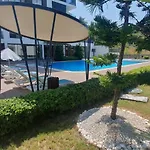 Dreamy Luxury Two-bedroom Penthouse With Special Forest, Mountain And Sea Views Διαμέρισμα *