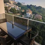 Dreamy Luxury Two-bedroom Penthouse With Special Forest, Mountain And Sea Views Διαμέρισμα *