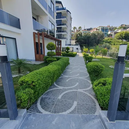 Dreamy Luxury Two-bedroom Penthouse With Special Forest, Mountain And Sea Views アランヤ