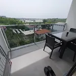 Dreamy Luxury Two-bedroom Penthouse With Special Forest, Mountain And Sea Views Appartement Alanya