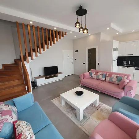 Dreamy Luxury Two-bedroom Penthouse With Special Forest, Mountain And Sea Views Apartmán