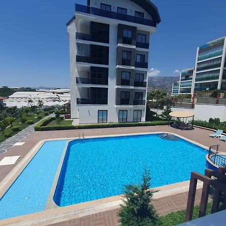 شقة Dreamy Luxury Two-bedroom Penthouse With Special Forest, Mountain And Sea Views ألانيا