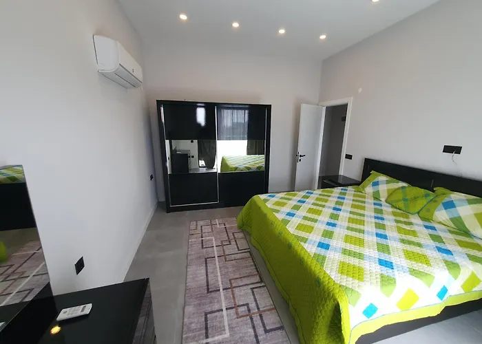 Dreamy Luxury Two-bedroom Penthouse With Special Forest, Mountain And Sea Views ألانيا