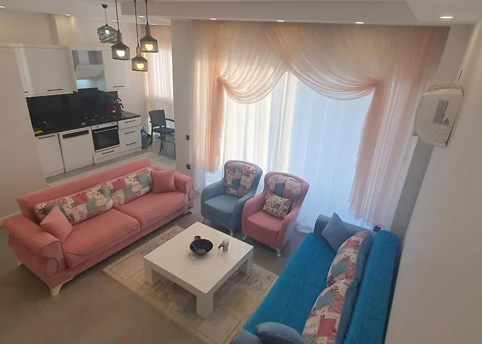 Dreamy Luxury Two-bedroom Penthouse With Special Forest, Mountain And Sea Views شقة