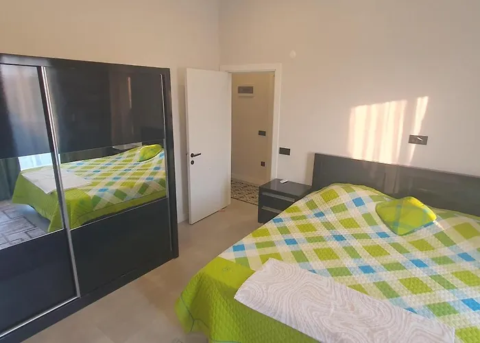 Dreamy Luxury Two-bedroom Penthouse With Special Forest, Mountain And Sea Views *