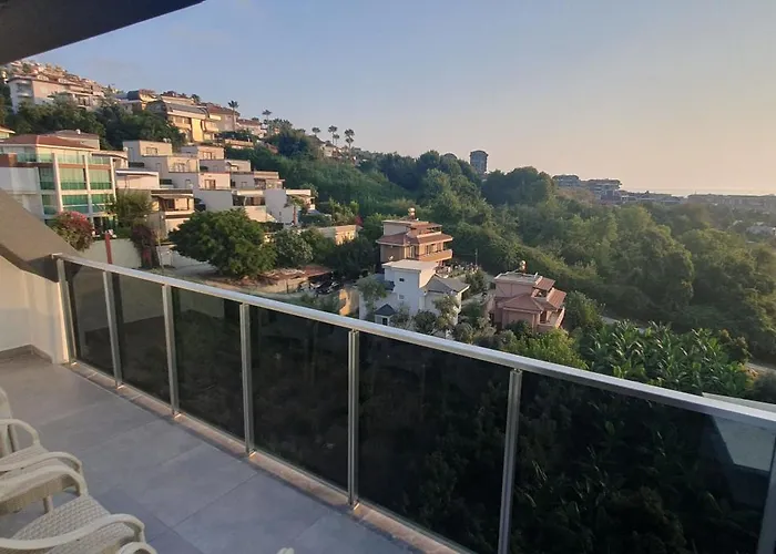 Dreamy Luxury Two-bedroom Penthouse With Special Forest, Mountain And Sea Views شقة ألانيا